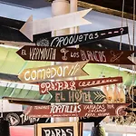 El Hostel & Co