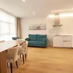 Apartamentos Reina Victoria