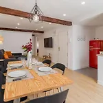 Apartamento De Diseno En El Corazon De Santander