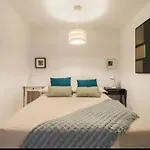Central Monkey Apartment - Grupo Rh Santander