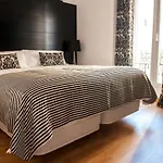 Apartamentos Art Suite Santander