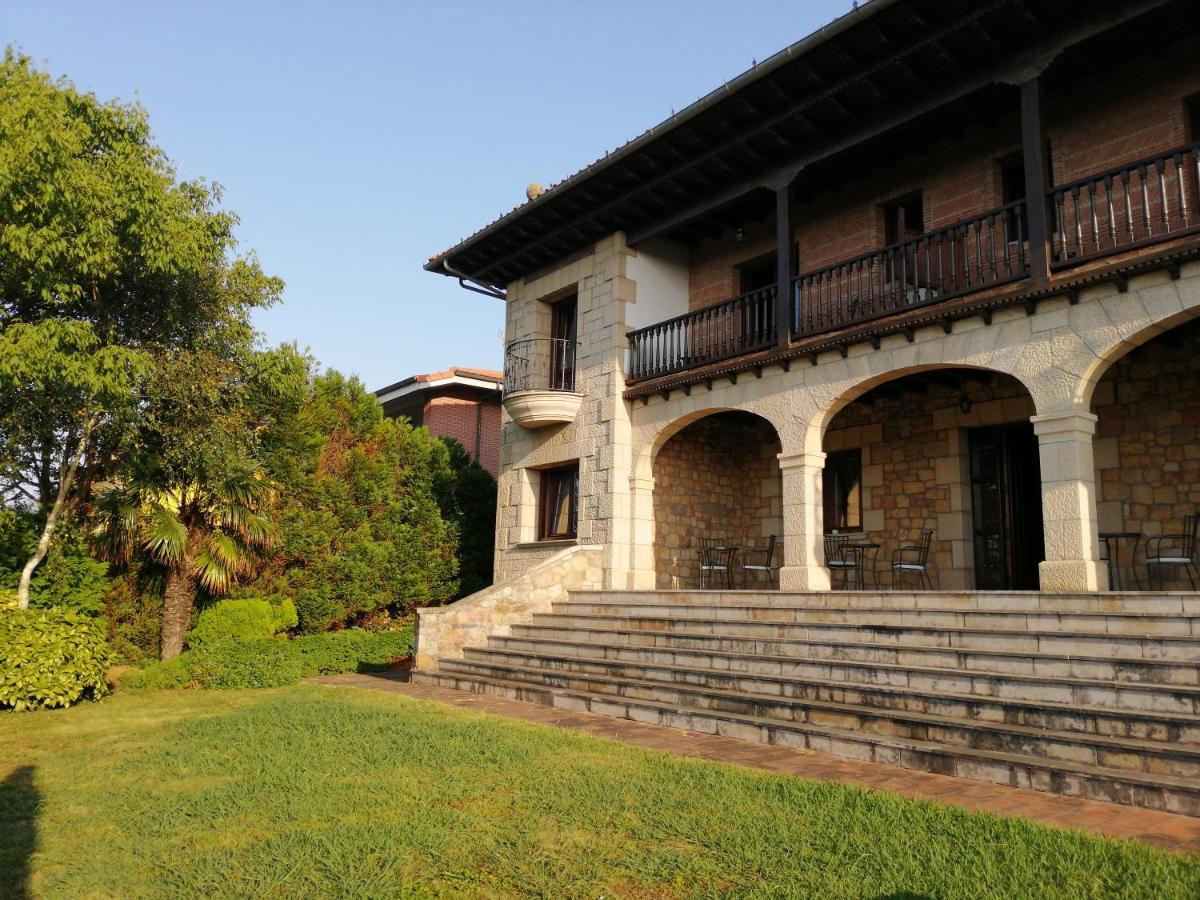 El Jardin De Angela