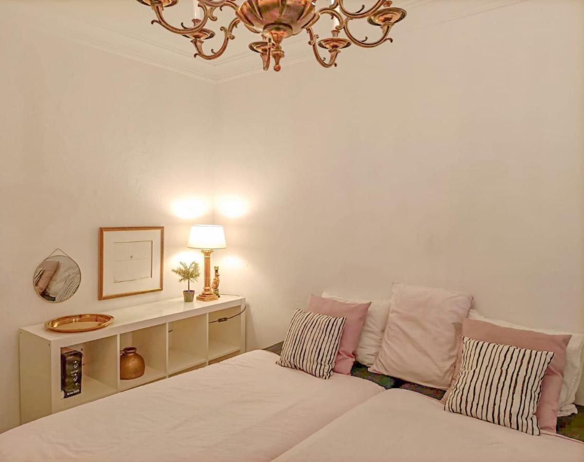 New! Beautiful City Apartment