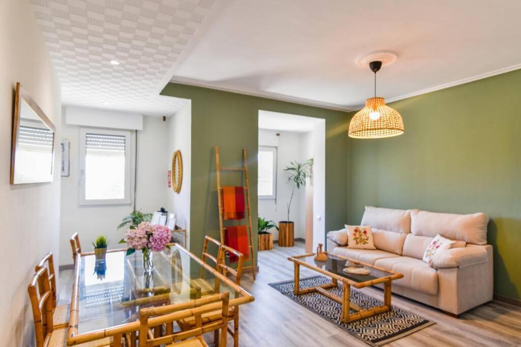 Apartamento ¡nuevo! Casa Reformada Con Parcela En *
