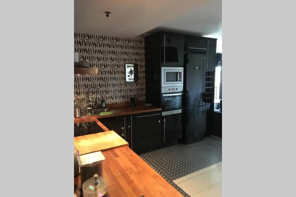 Loft De Diseño Con Garaje