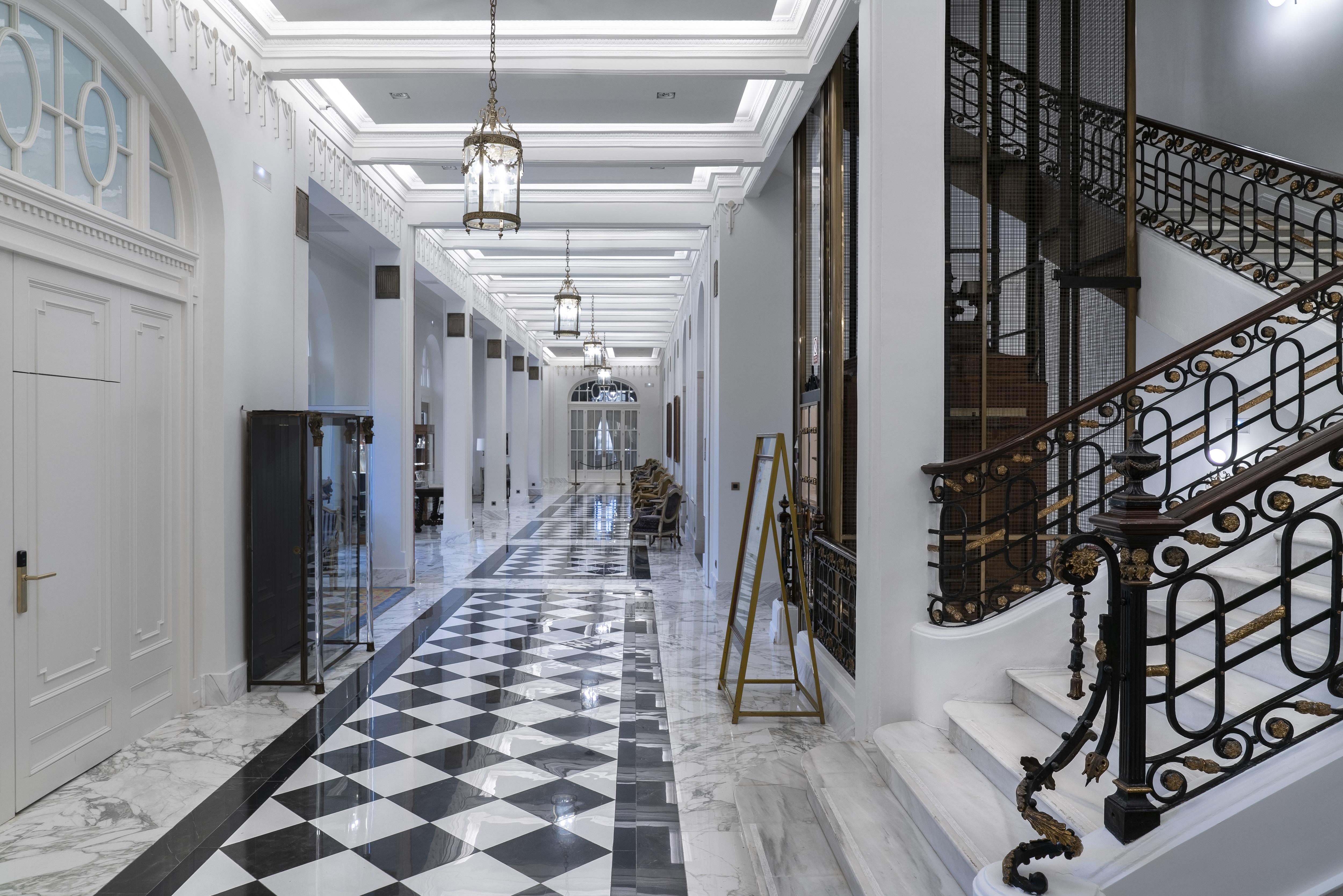 Hotel Eurostars Real 5*