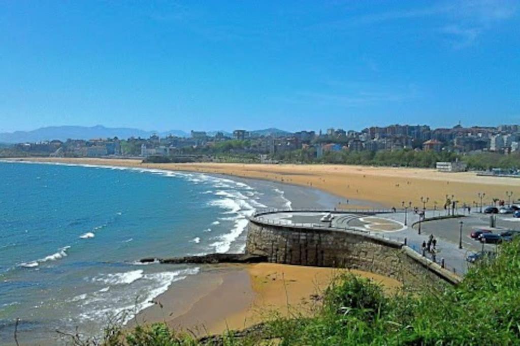 Bajo Con Terraza A 5 Min De La Playa Holiday home