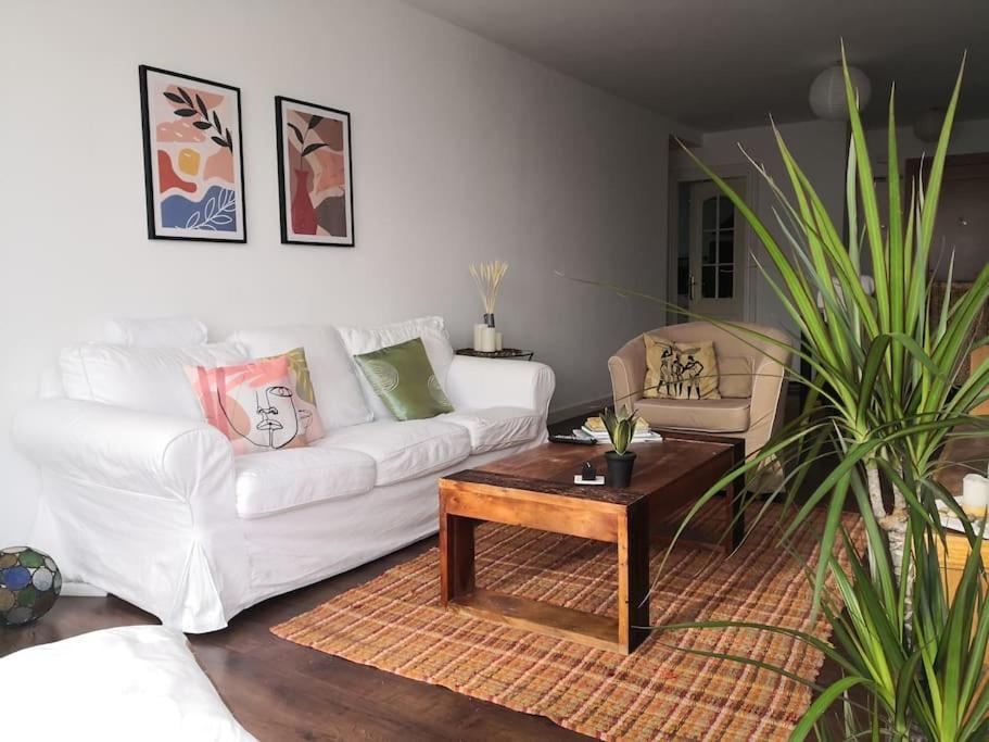 Spacious And Light Flat With Beautiful Views