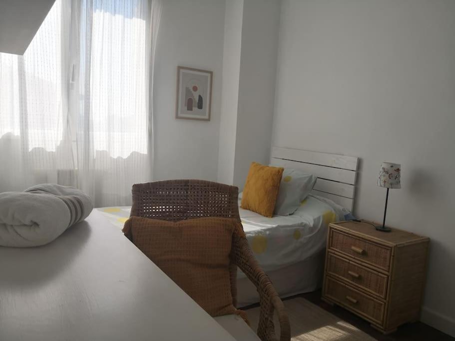 Spacious And Light Flat With Beautiful Views Santander