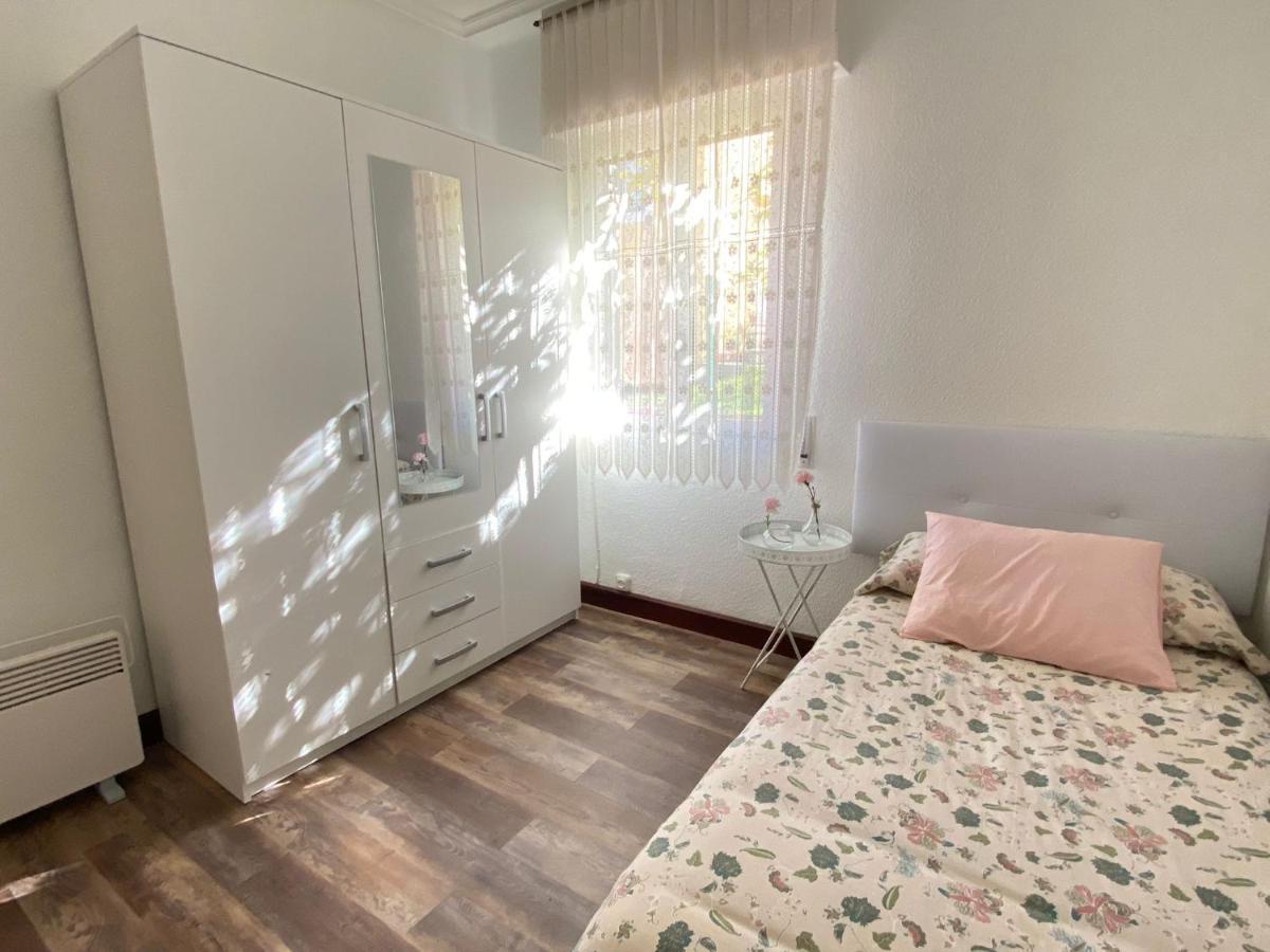 Bajo Con Terraza A 5 Min De La Playa Holiday home