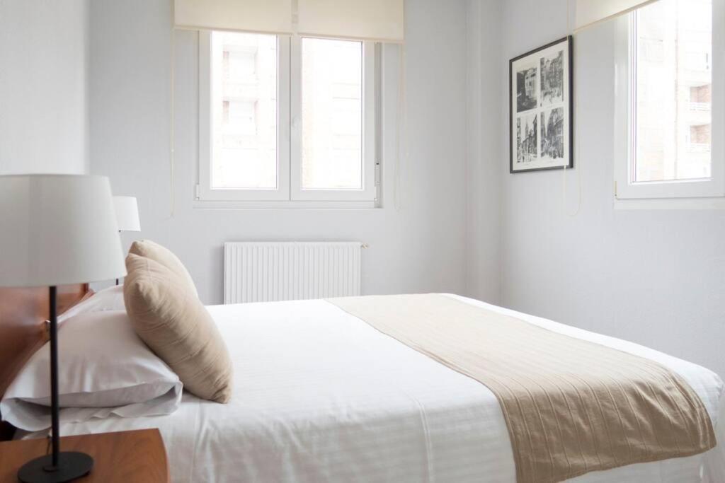 Piso Avenida De Castros - Sardinero Apartamento
