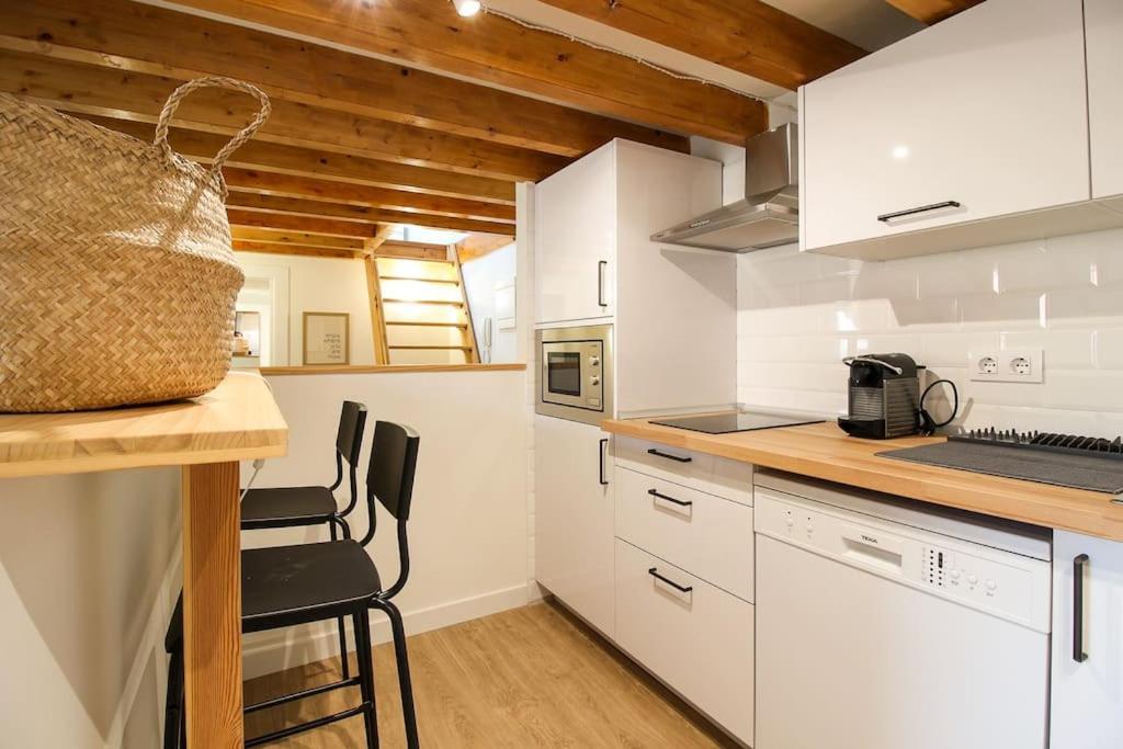 Designer Duplex In The Center