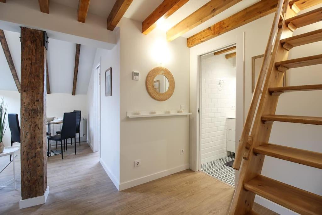 Apartment Designer Duplex In The Center *