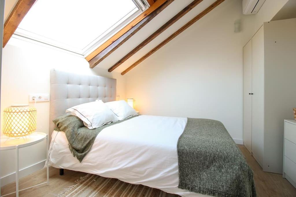 Designer Duplex In The Center Apartment *