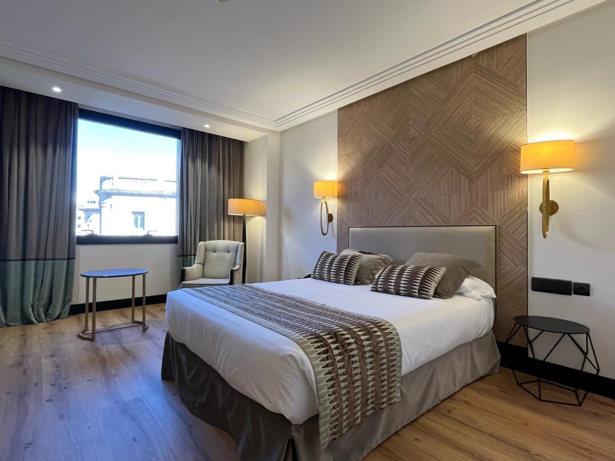 Bahía Hotel 4*