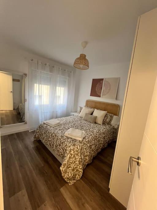 Piso Recien Reformado En El Centro De Santander, Zona Estaciones Apartment