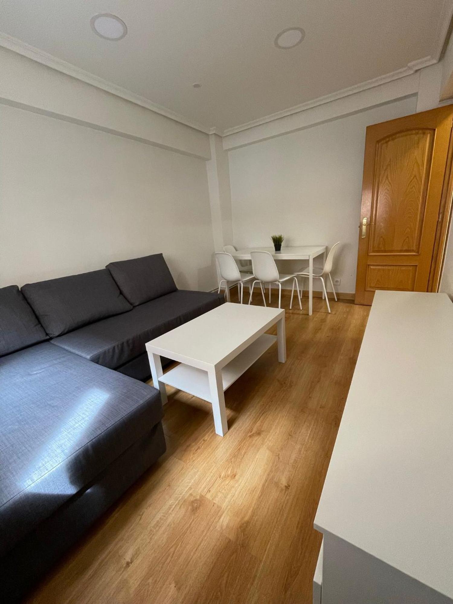 Apartamento En El Centro - Cercano A La Playa * Santander