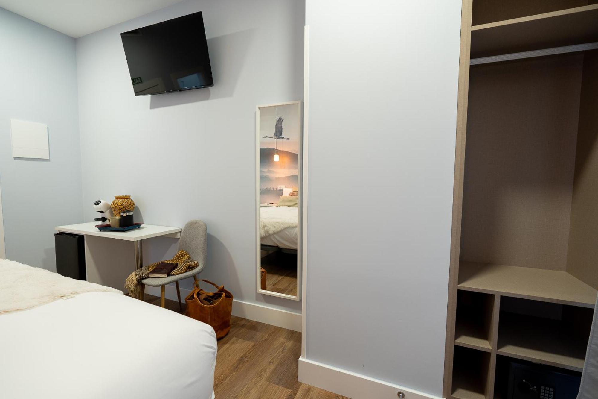 Center Acebedos Guest house *