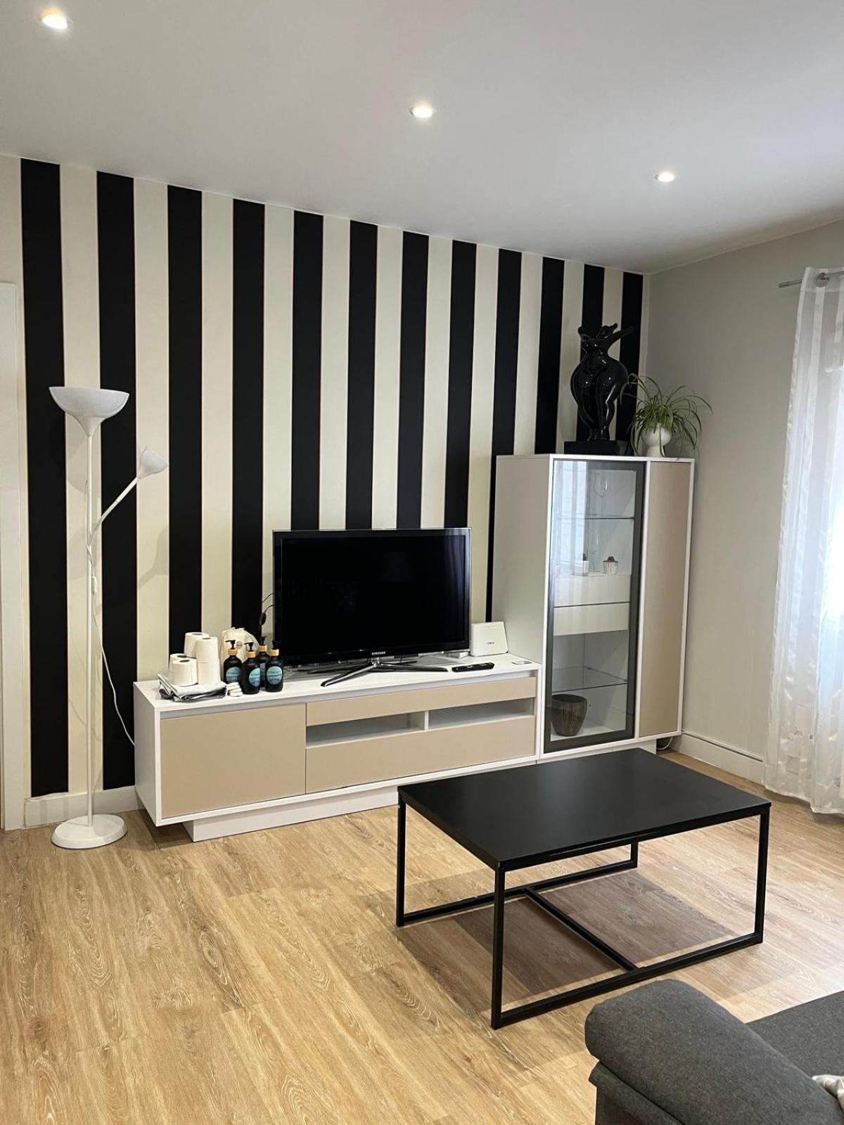 Apartamento Pisazo En Pleno Centro!! *