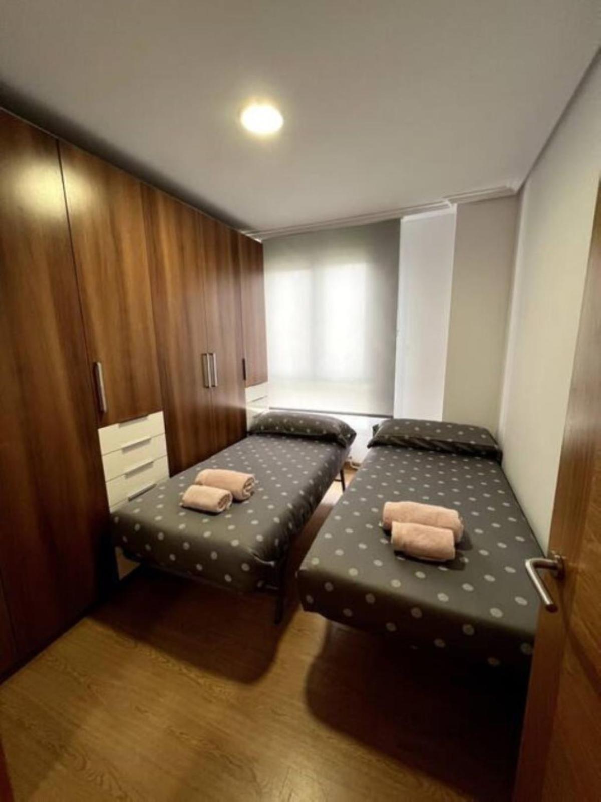 Apartamento Apartamento Céntrico Cerca De Las Estáciones