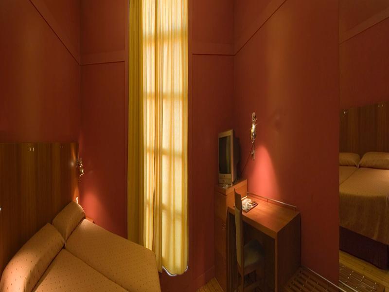 Guest house Carolinas Garden Santander