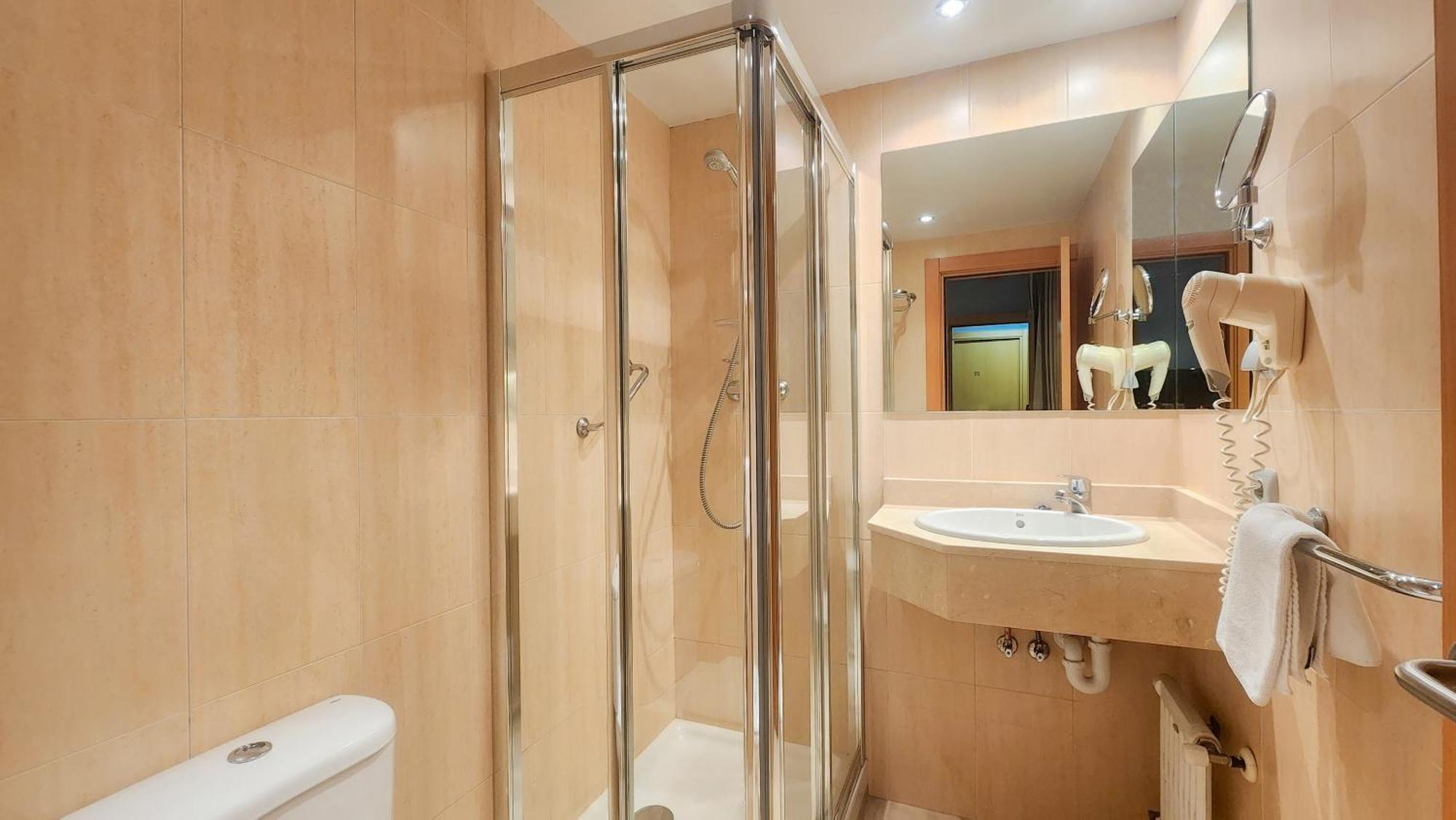 Faranda Alisas Santander, Ascend Collection 2* Santander