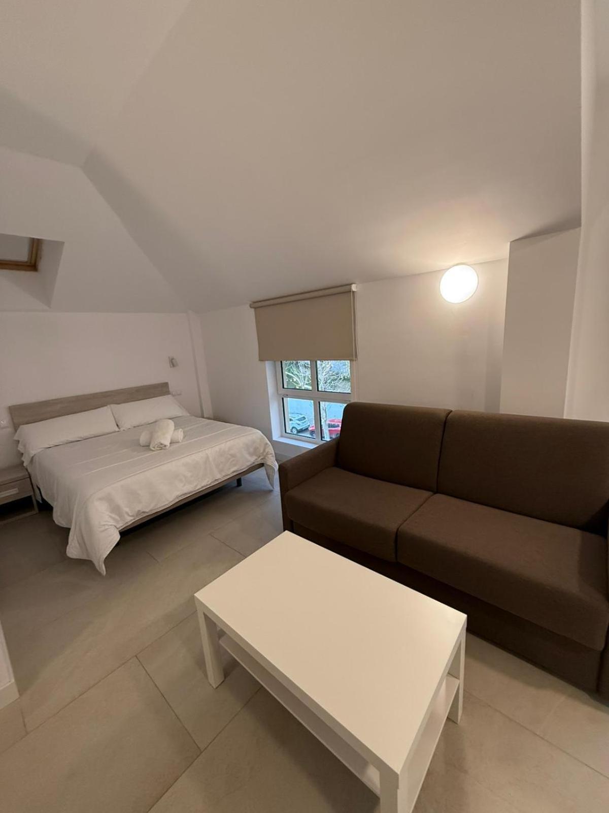 Miguela Hostal