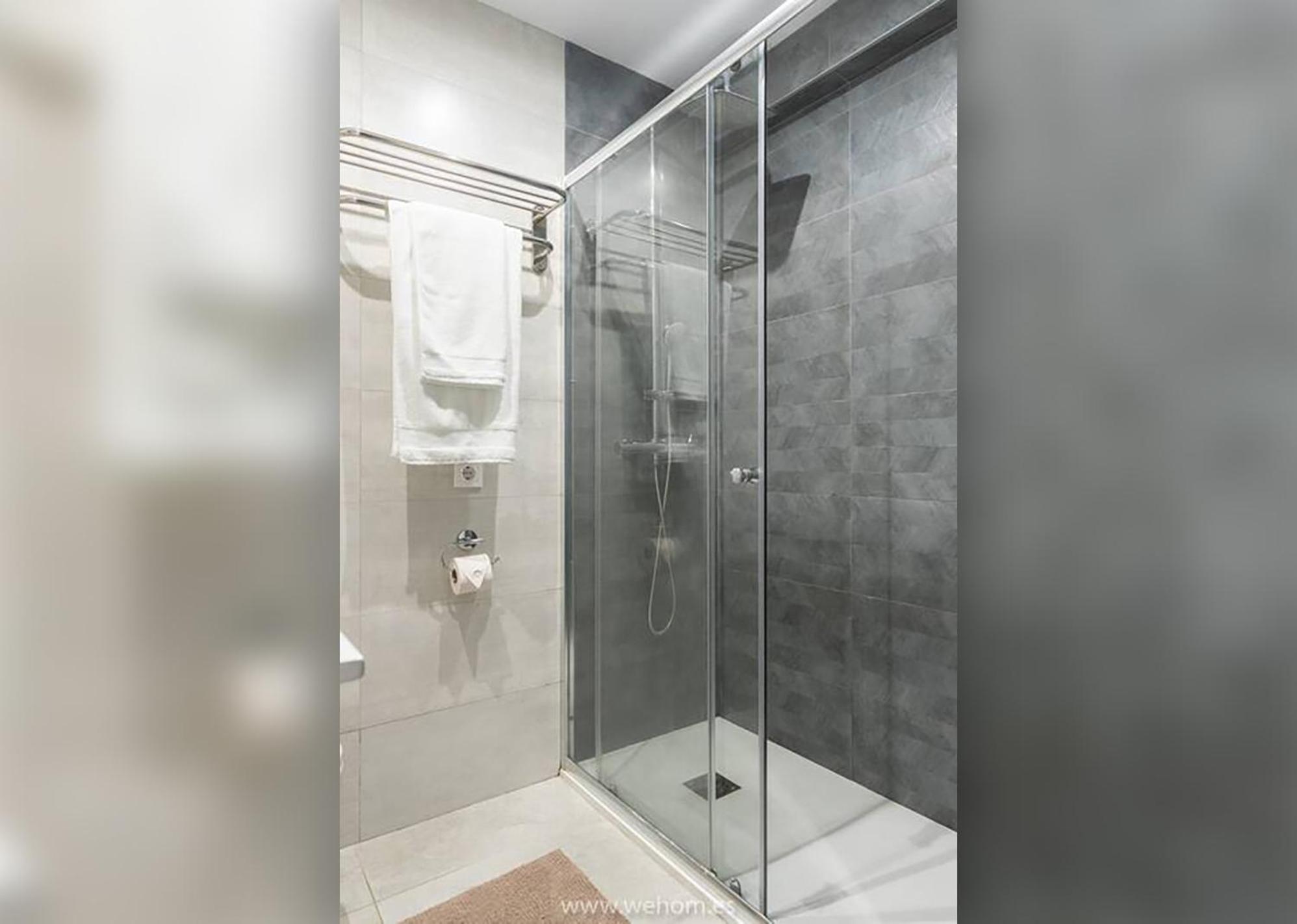 Moderno Y Comodo En Calle Vargas Apartamento *