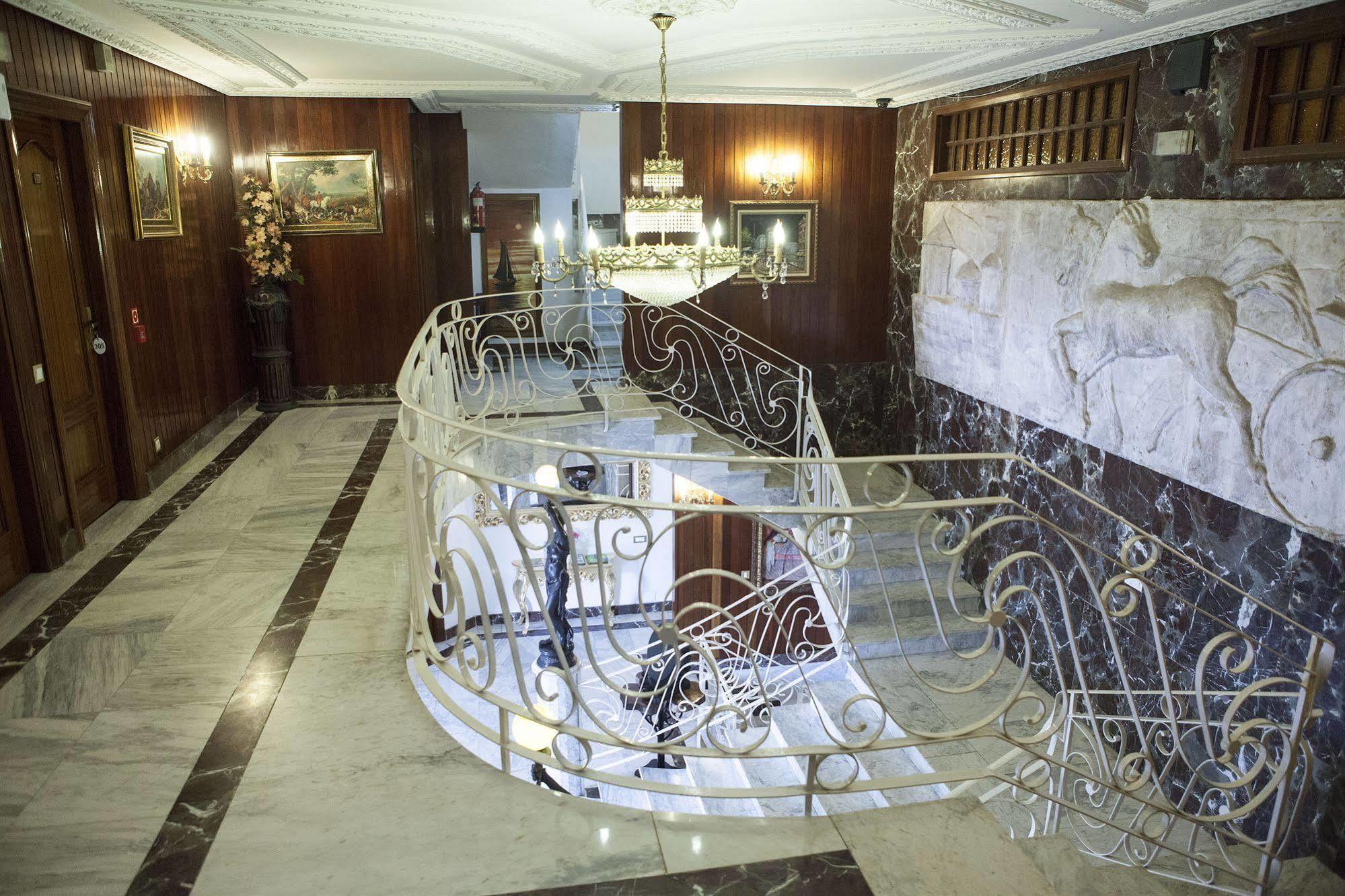 Antoyana Hotel
