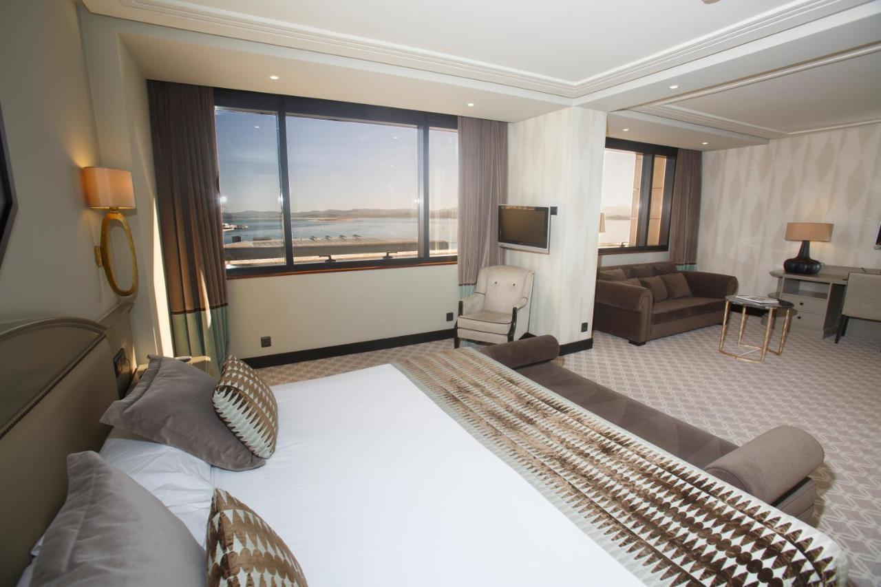 Bahía Hotel 4*