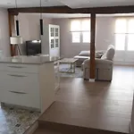 Pisazo Recien Reformado En El Centro Ciudad