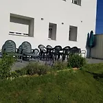 Casa Robustiana con jardín y vistas al mar