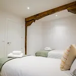 Homely Rooms