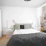 El Apartamento De Santa Emilia By Just Room