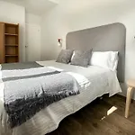Le Petit Apartamentos