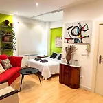 Cómodo Estudio con vistas en Puerto Chico