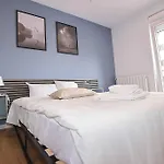 Sant Jon Apartment By Just Room