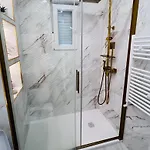 Golden Apartment