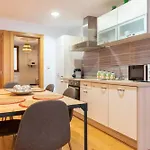 Nuevo Apartamento En Calle Burgos