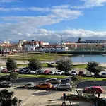Elegante Apartamento Con Vistas Al Puerto De Santander