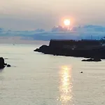 Apartarmento entre el Sardinero y Puertochico El Pisuco de Lu