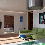 Comodo Y Moderno Piso En El Centro De Santander