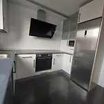 Apartamento Con Aparcamiento En Zona Centrica