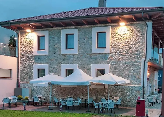 Hostal Oleo Auto Check-In