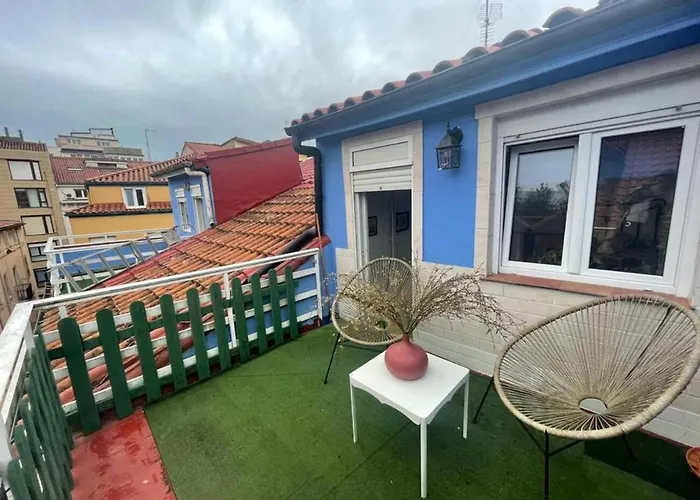 ¡Buhardilla con terracita en pleno centro!