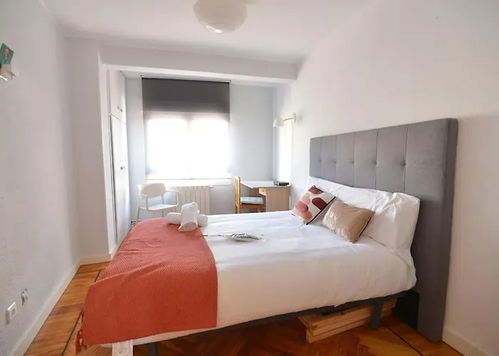 El Apartamento De San Manolo By Just Room