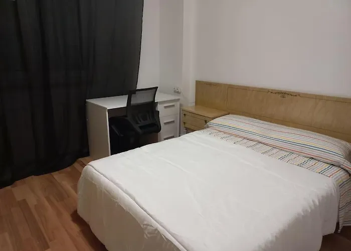 Apartamento En Santander Soleado Y Con Terraza.