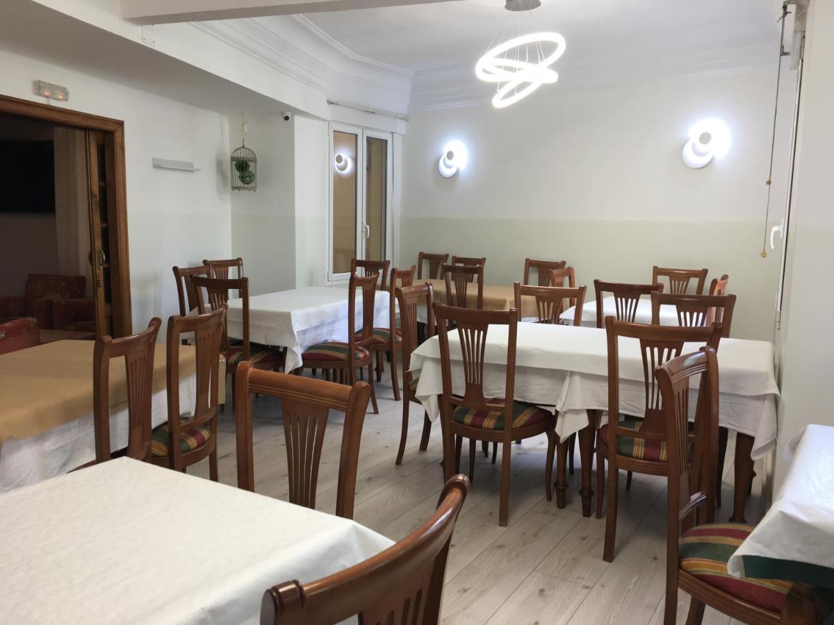 Guest house La Mexicana 2*