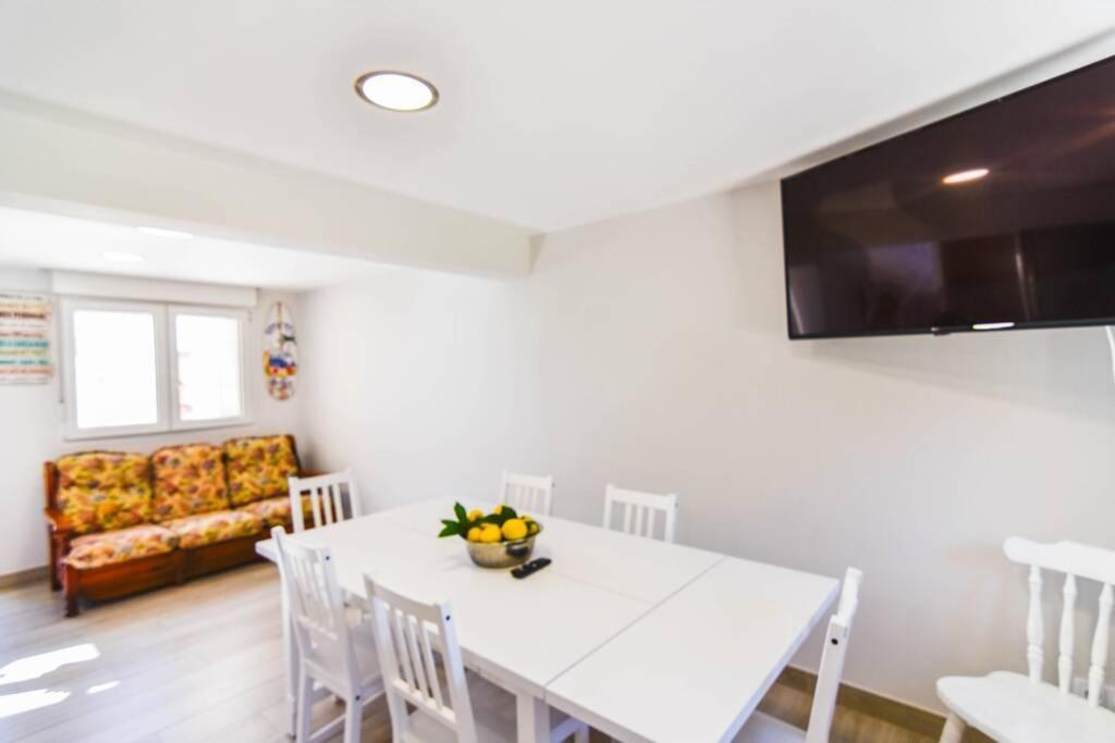 ¡nuevo! Casa Reformada, Cómoda Y Con Vistas Al Mar
