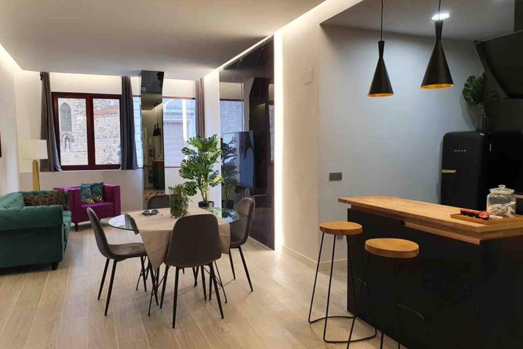 Miluisuites Loft And Catedral. Apartment *